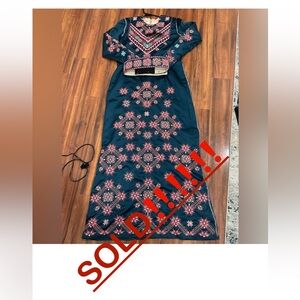 SOLD ‼️‼️‼️Hand stitched Palestinian Thob